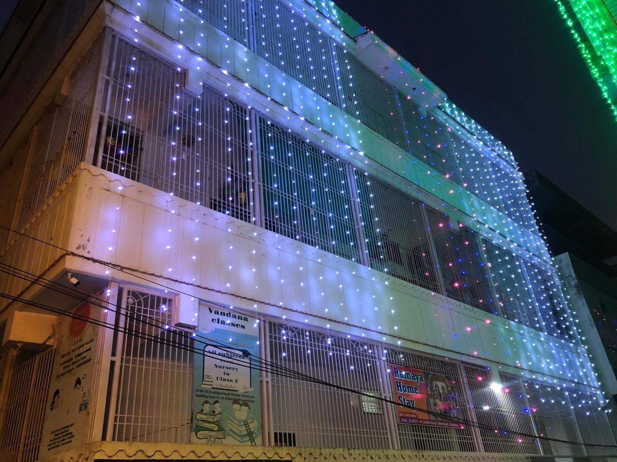 ורנאסי Ramaya Home Stay מראה חיצוני תמונה