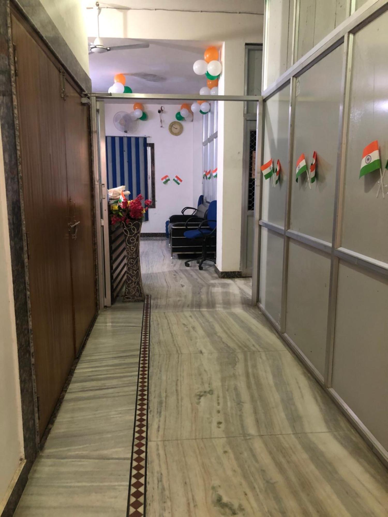 ורנאסי Ramaya Home Stay מראה חיצוני תמונה