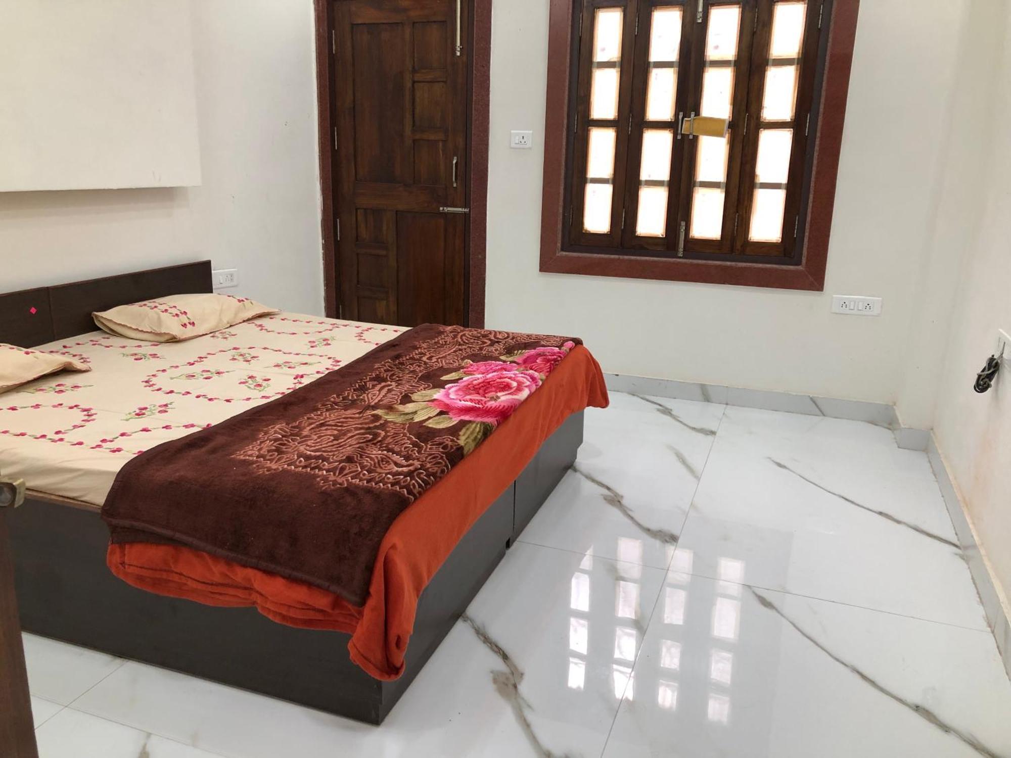 ורנאסי Ramaya Home Stay מראה חיצוני תמונה