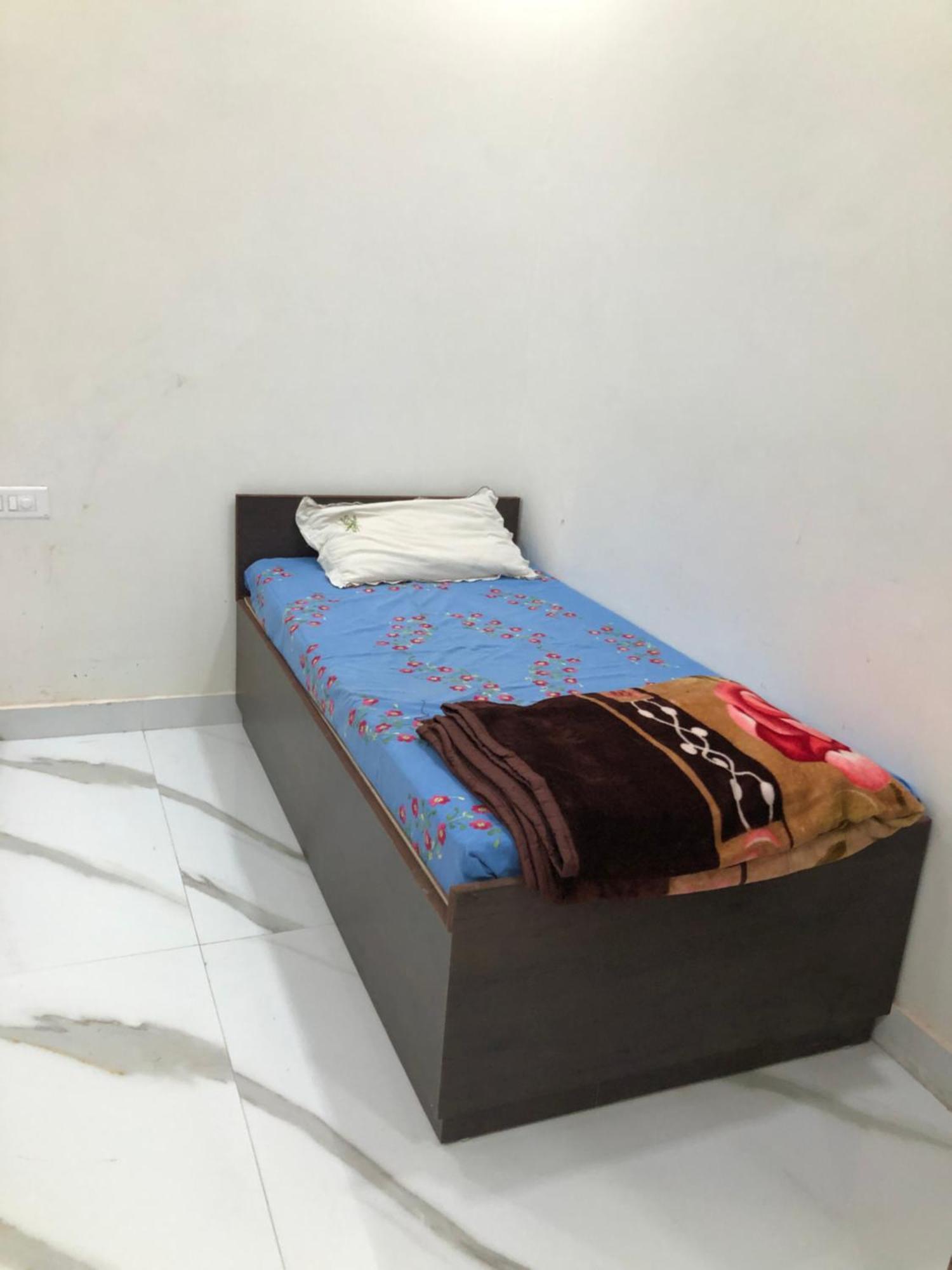 ורנאסי Ramaya Home Stay מראה חיצוני תמונה