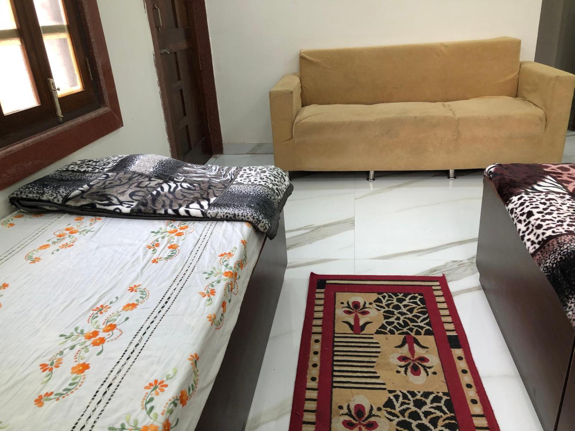 ורנאסי Ramaya Home Stay מראה חיצוני תמונה
