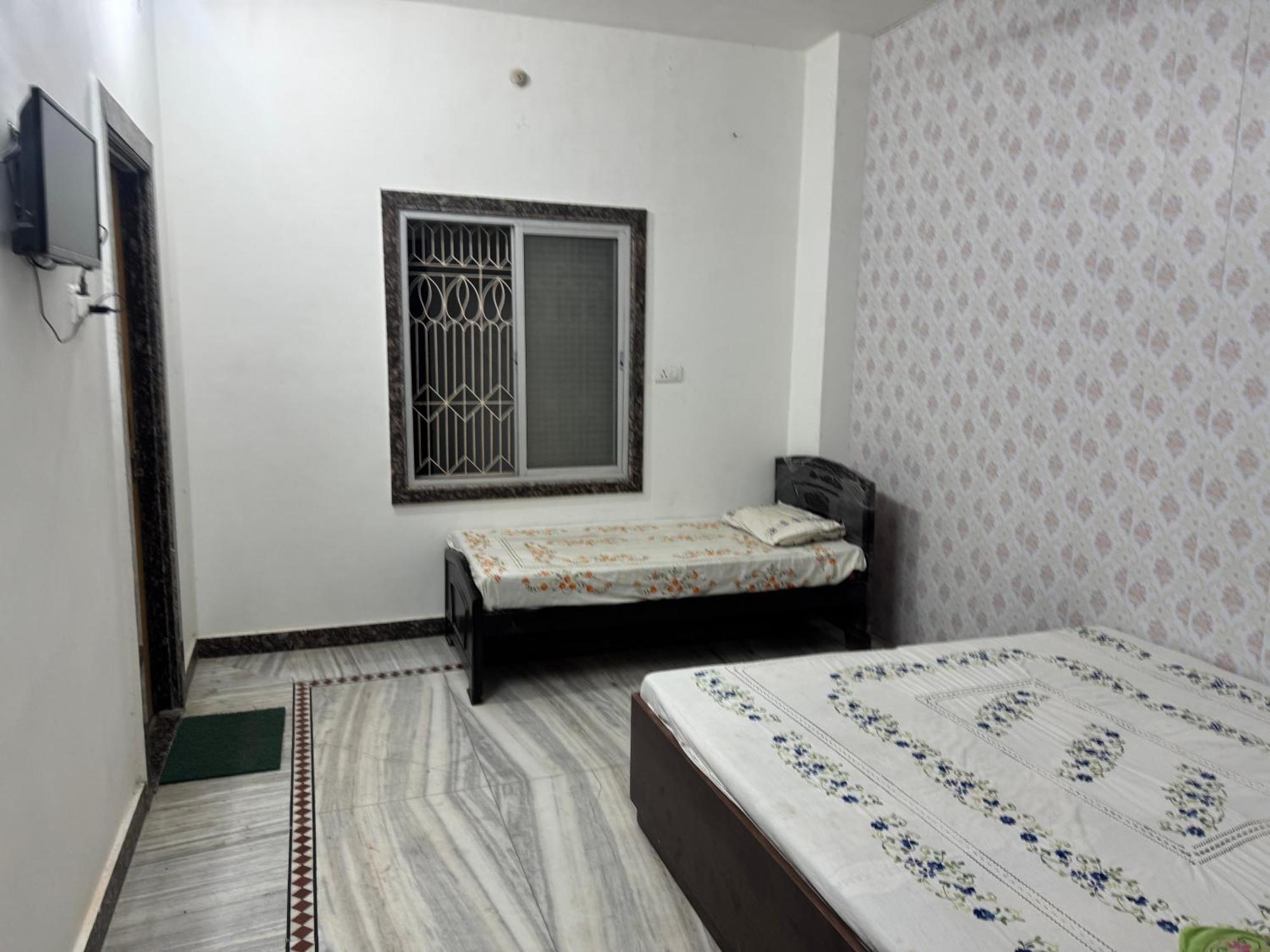 ורנאסי Ramaya Home Stay מראה חיצוני תמונה